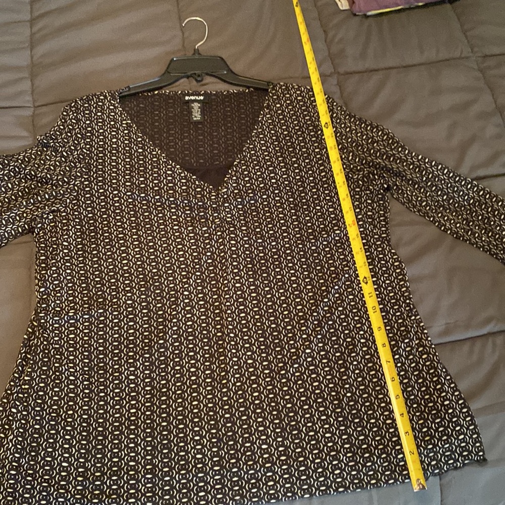 Avenue Blouse - Picture 5 of 5